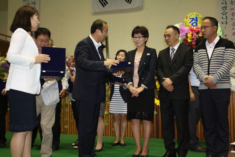 이경자 선생님 서귀포시장상  수여