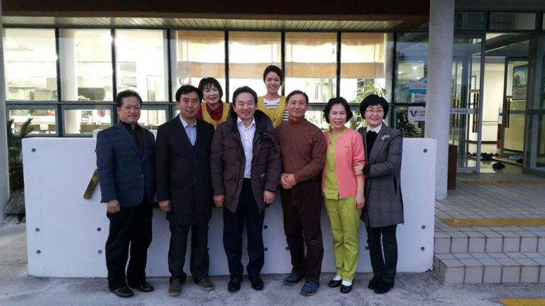 원희룡도지사님  후원품 전달